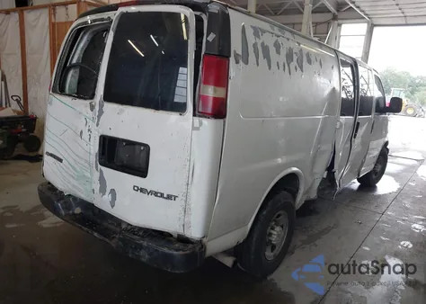 2004 Chevrolet Express from USA, damaged, VIN 1GCGG29U841136601